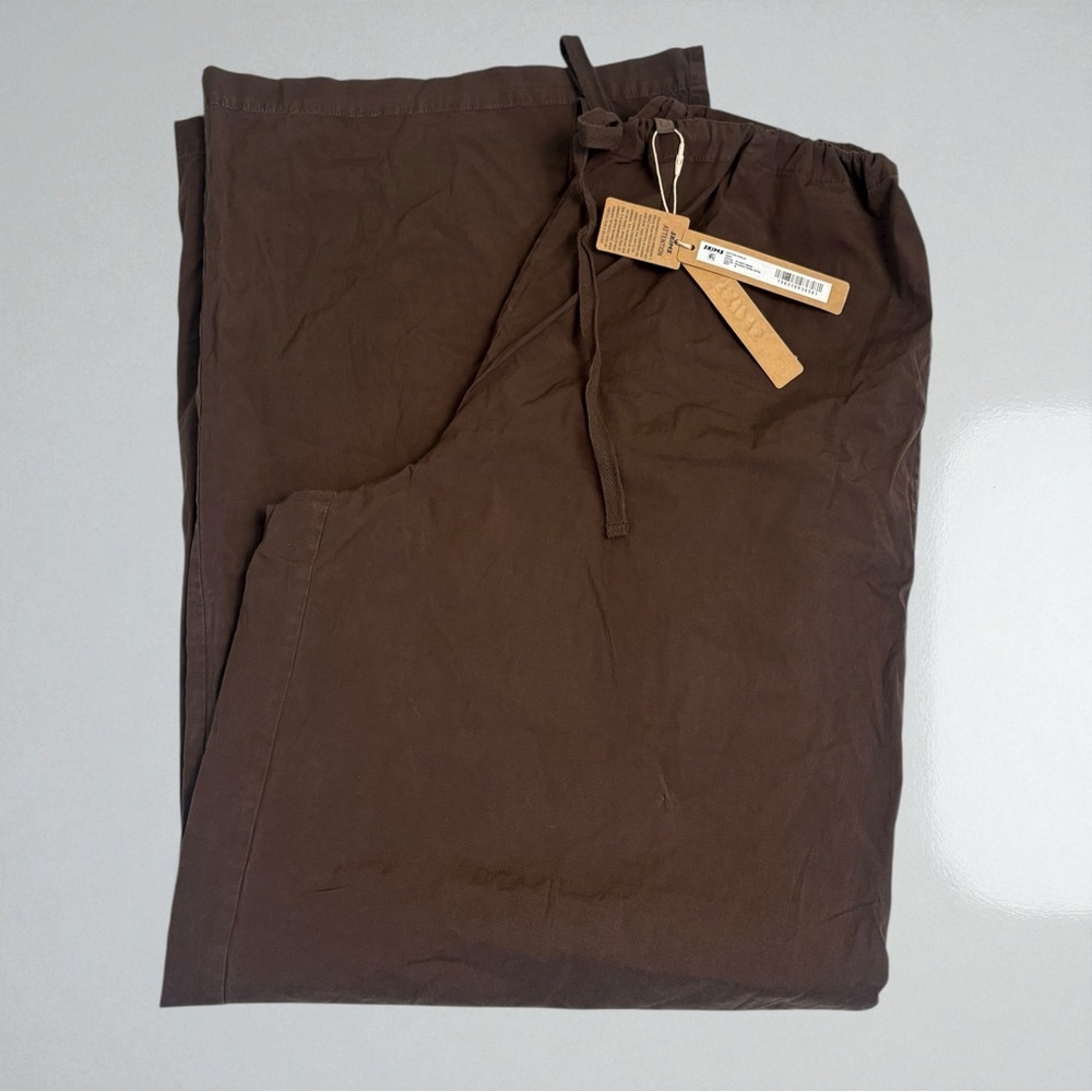 SKIMS Cotton Poplin Pants | Washed Dark Sepia | M | NWT - Picture 7 of 8